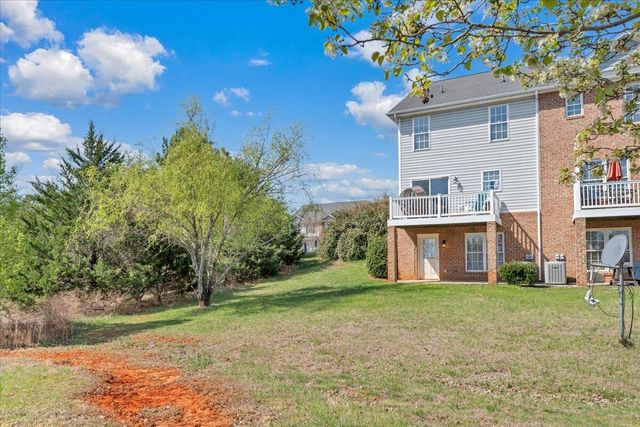 1049 Haymore DR, Moneta, VA 24121