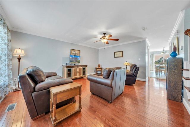 1049 Haymore DR, Moneta, VA 24121