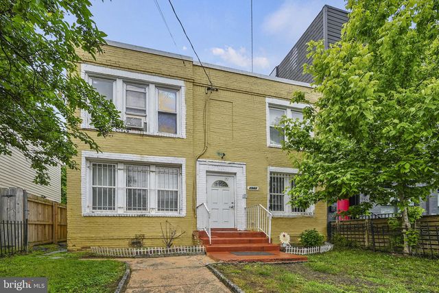 1942 CAPITOL AVENUE, Washington, DC 20002