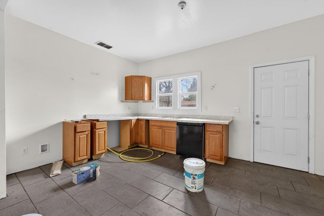 741 Reeves Ave, Yuba City, CA 95991