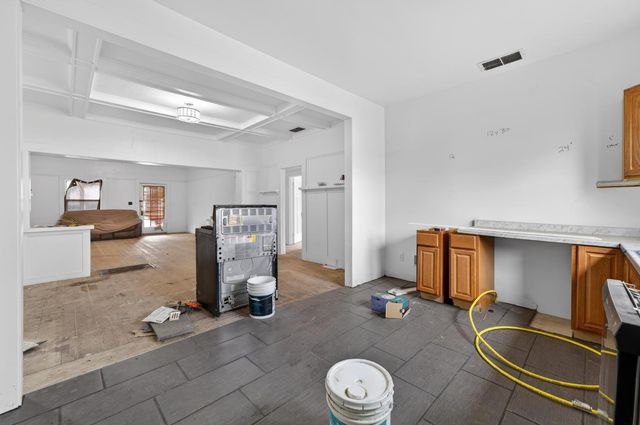 741 Reeves Ave, Yuba City, CA 95991