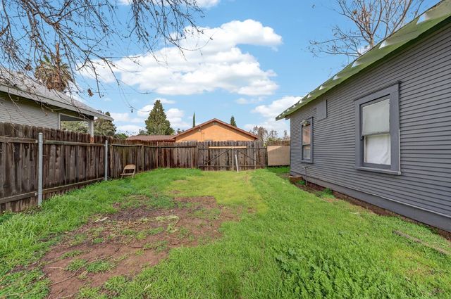 741 Reeves Ave, Yuba City, CA 95991