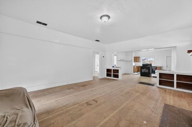 741 Reeves Ave, Yuba City, CA 95991