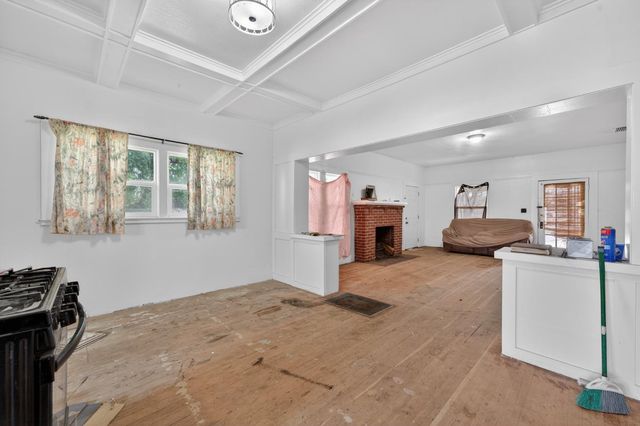 741 Reeves Ave, Yuba City, CA 95991