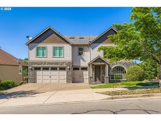15037 Se SPANISH BAY Dr, Happy Valley, OR 97086