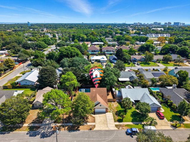 318 Sailfish Circle, Destin, FL 32541