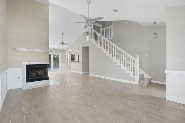 318 Sailfish Circle, Destin, FL 32541