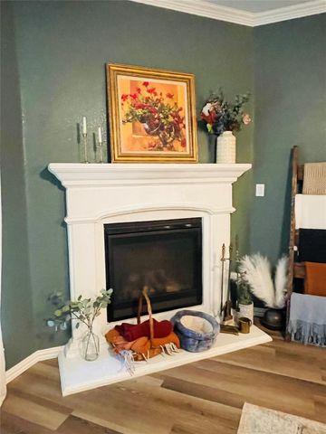 208 Mineral Point Drive, Aledo, TX 76008