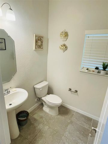 208 Mineral Point Drive, Aledo, TX 76008