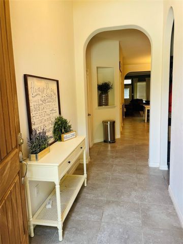 208 Mineral Point Drive, Aledo, TX 76008