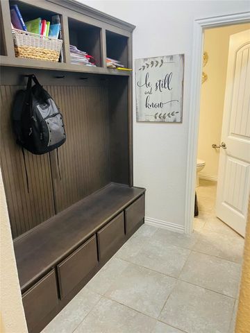 208 Mineral Point Drive, Aledo, TX 76008