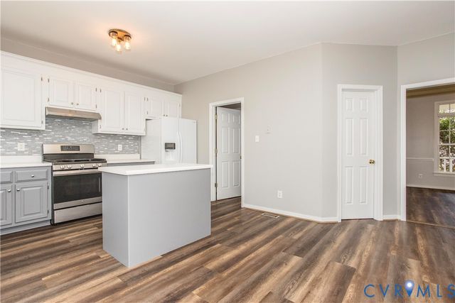 8601 Bay Knolls Ct, Midlothian, VA 23112