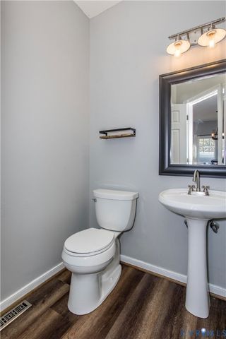 8601 Bay Knolls Ct, Midlothian, VA 23112