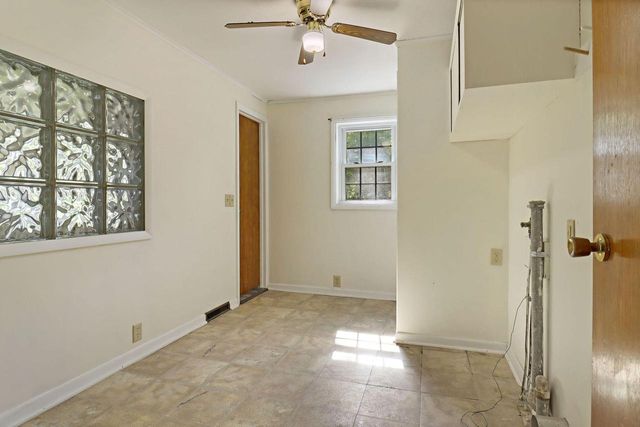 N6592 Lorraine ROAD, Delavan, WI 53115