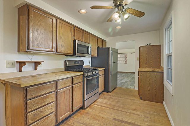N6592 Lorraine ROAD, Delavan, WI 53115