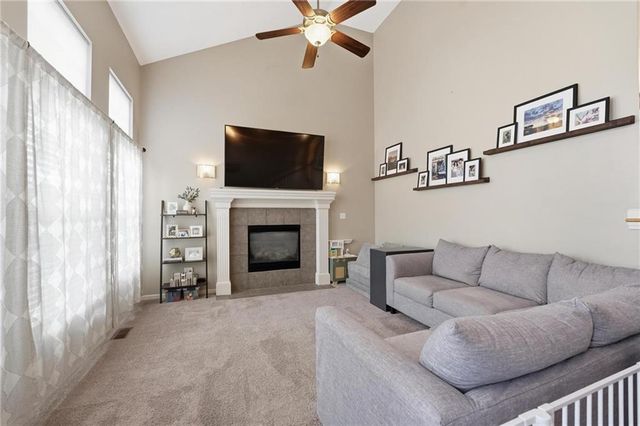 521 Cedar Falls Court, Raymore, MO 64083