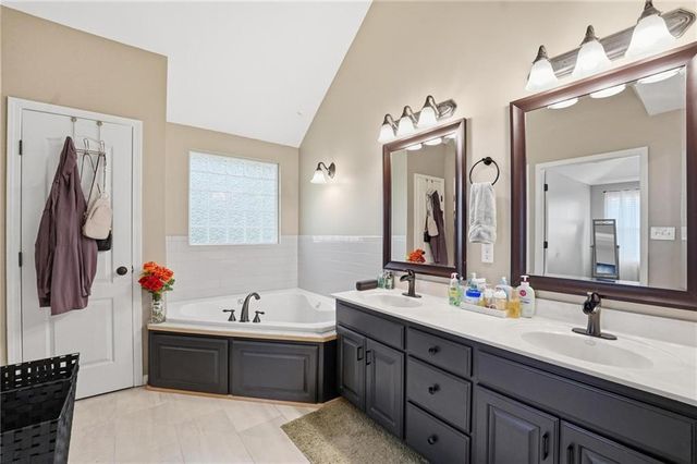 521 Cedar Falls Court, Raymore, MO 64083