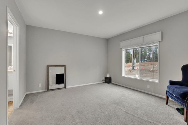 17522 S Lois Dr, Cheney, WA 99004