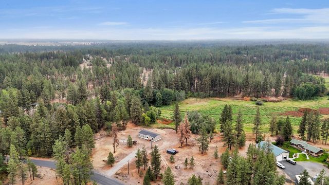 17522 S Lois Dr, Cheney, WA 99004