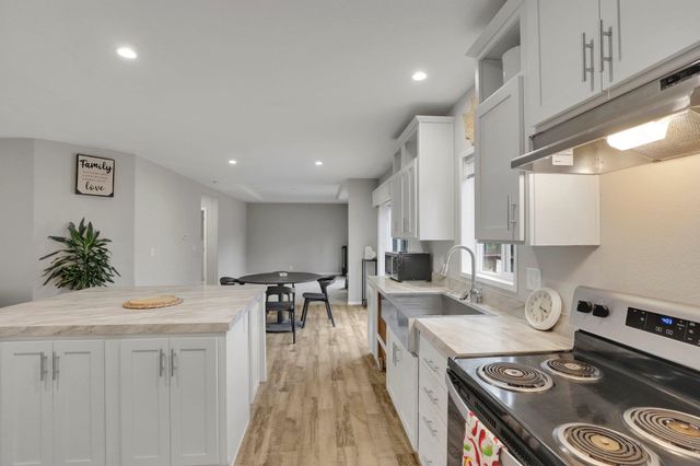 17522 S Lois Dr, Cheney, WA 99004