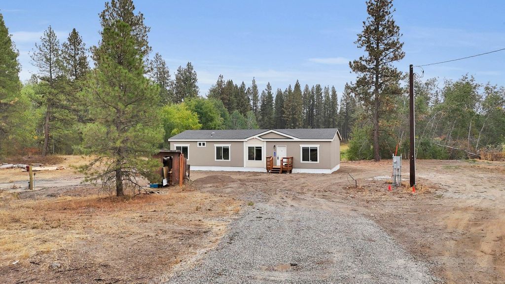 17522 S Lois Dr, Cheney, WA 99004