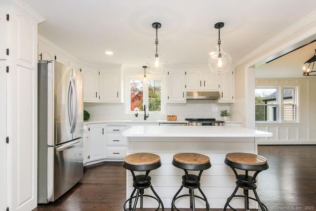 450 Matson Hill Road, Glastonbury, CT 06073