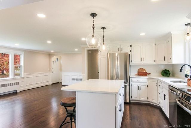 450 Matson Hill Road, Glastonbury, CT 06073