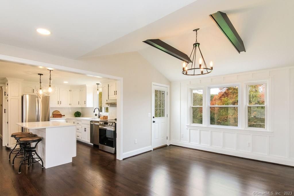 450 Matson Hill Road, Glastonbury, CT 06073