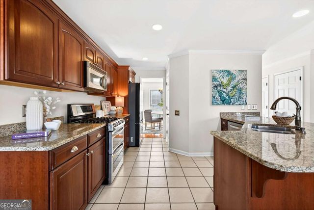 600 Spring Ridge Drive NW, Kennesaw, GA 30144