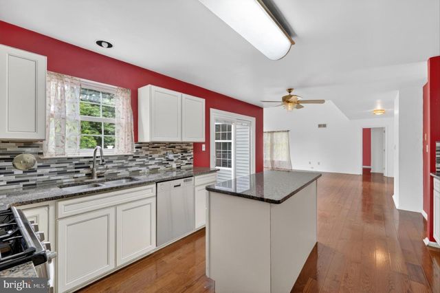 131 ARIELLE DR, Newark, DE 19702