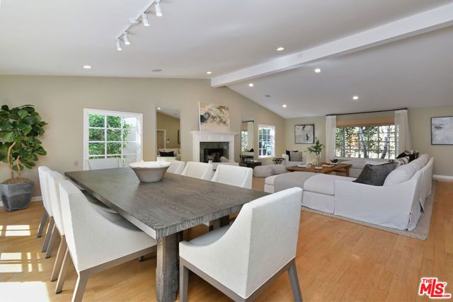 4170 Crisp Canyon Road, Sherman Oaks, CA 91403