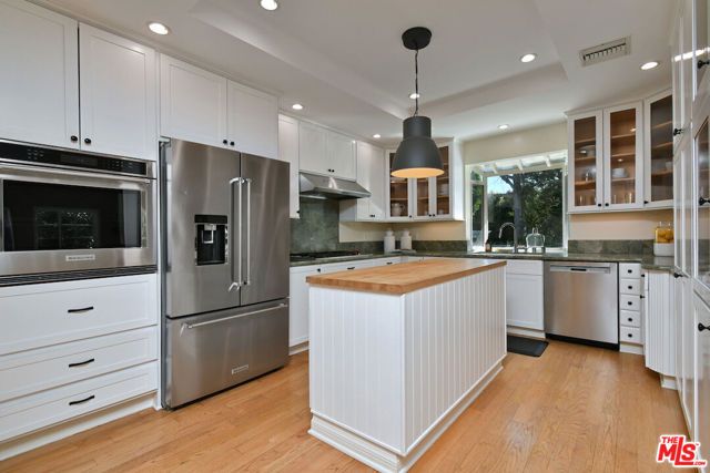 4170 Crisp Canyon Road, Sherman Oaks, CA 91403