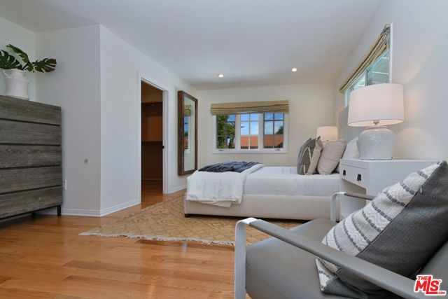 4170 Crisp Canyon Road, Sherman Oaks, CA 91403