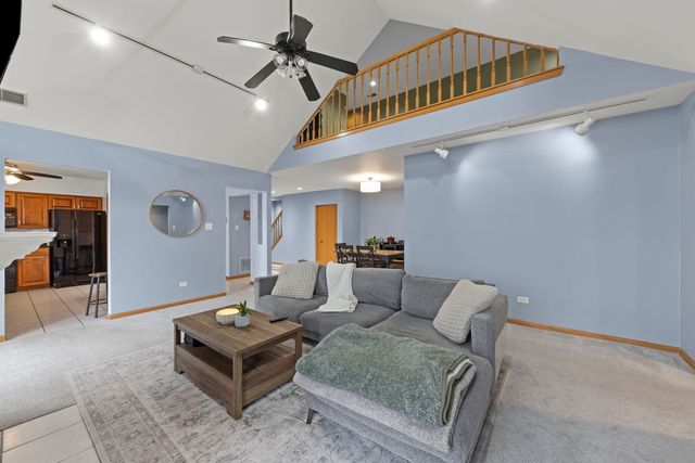 18136 Rita Road 3C, Tinley Park, IL 60477