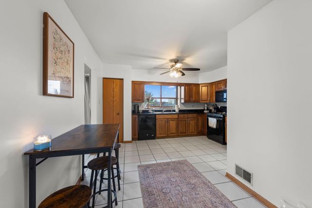 18136 Rita Road 3C, Tinley Park, IL 60477