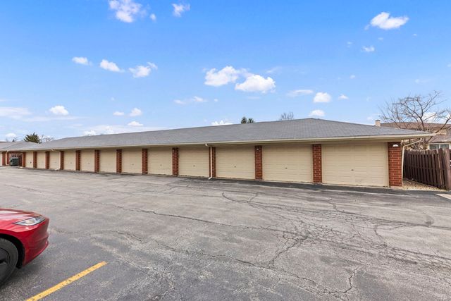 18136 Rita Road 3C, Tinley Park, IL 60477