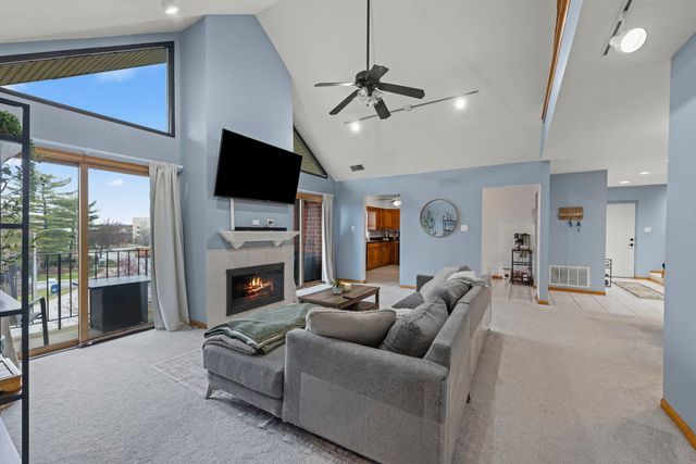 18136 Rita Road 3C, Tinley Park, IL 60477