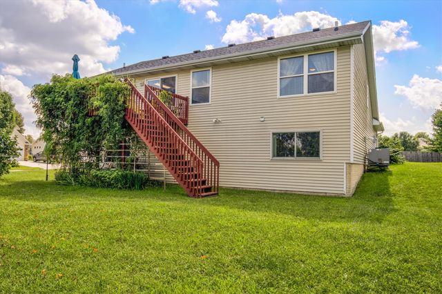 3905 Belair Drive, Urbandale, IA 50323