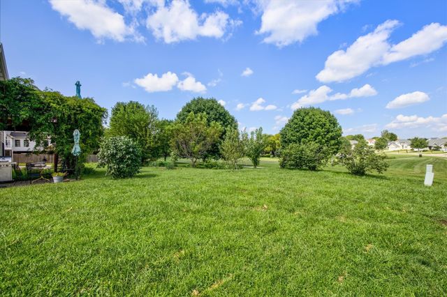 3905 Belair Drive, Urbandale, IA 50323