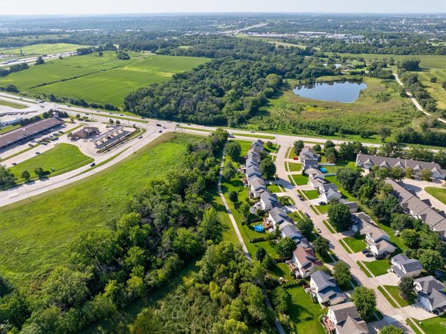 3905 Belair Drive, Urbandale, IA 50323