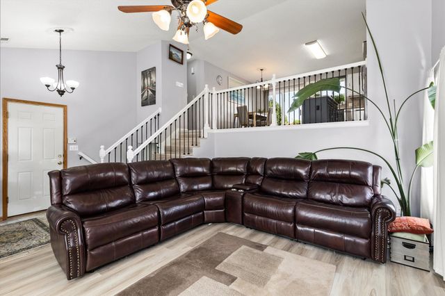 3905 Belair Drive, Urbandale, IA 50323