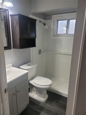 314 Mary Avenue, Royal Oak, MI 48073