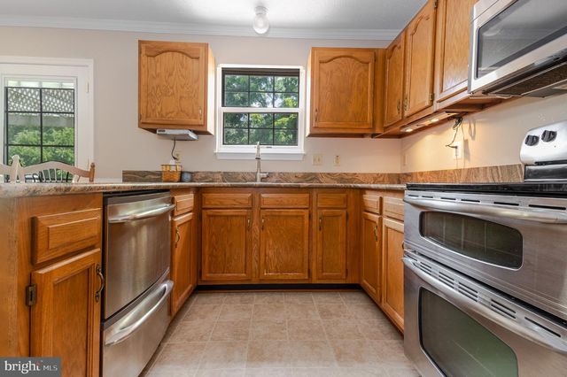 104 LLOYDS RD, Winchester, VA 22602
