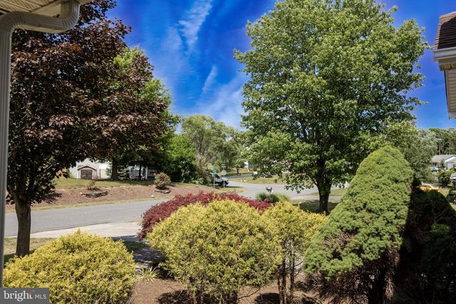 104 LLOYDS RD, Winchester, VA 22602