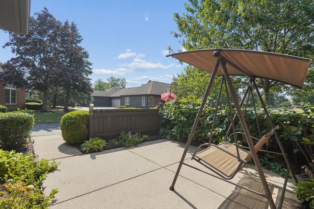 2566 Trotterslane Drive, Columbus, OH 43235