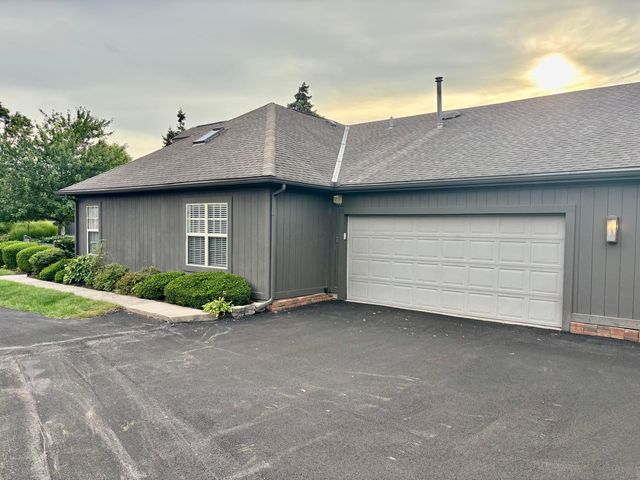 2566 Trotterslane Drive, Columbus, OH 43235
