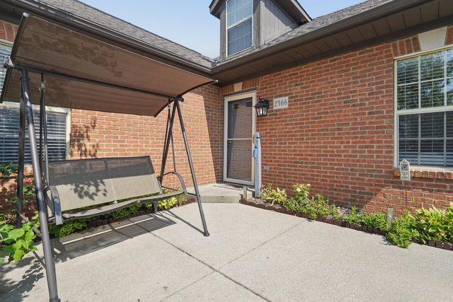 2566 Trotterslane Drive, Columbus, OH 43235
