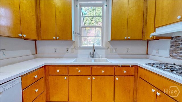 2607 Governor Street, Savannah, GA 31408