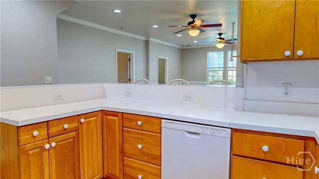 2607 Governor Street, Savannah, GA 31408