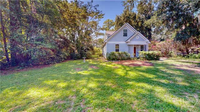 2607 Governor Street, Savannah, GA 31408